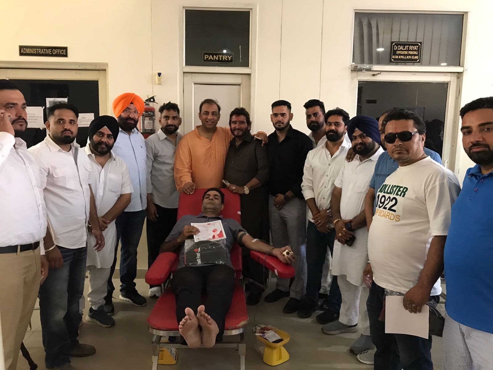 Ladowali Youth Front ने लगाया कैंप, 200 लोगों ने खूनदान किया