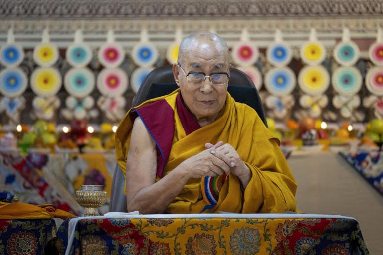 Dalai Lama की घोषणा '130 की उम्र में मरूंगा'