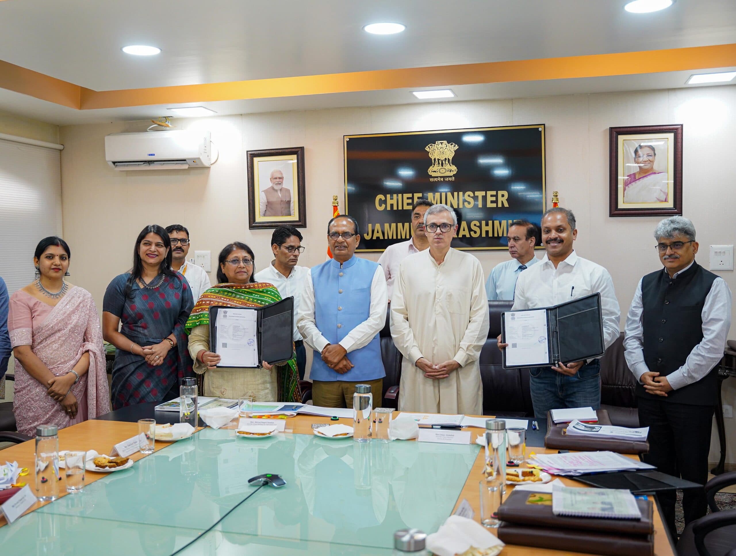 Jammu-Kashmir : कृषि मंत्री की मुख्यमंत्री उमर अब्दुल्ला से कई मुद्दों पर चर्चा