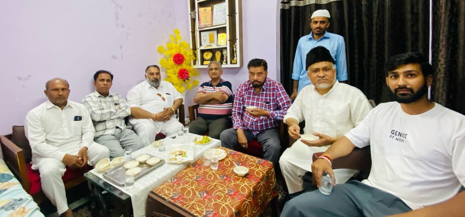 Eid की पूर्व विधायक चौधरी सुरेंद्र सिंह ने मुबारकबाद दी