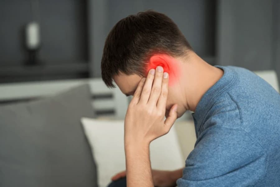 Bad Fight : झगड़े में दोस्त का कान काटा, निगल भी गया