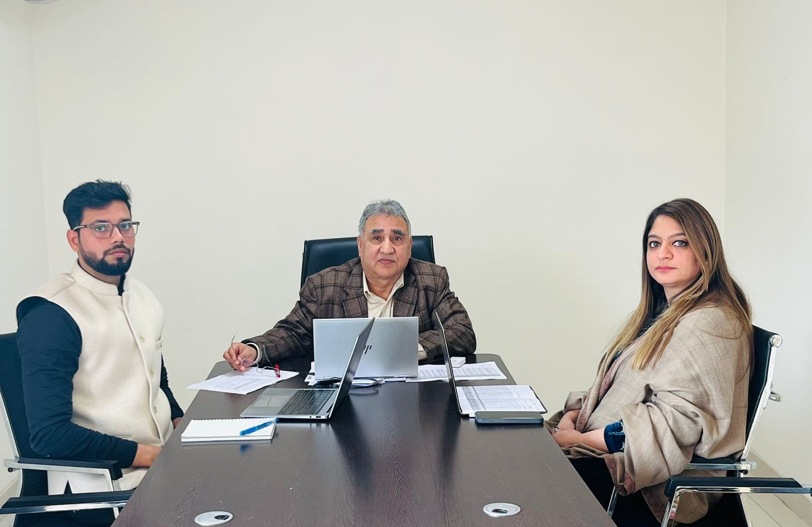 Public Services में देरी करने वाले सरकारी कर्मचारियों पर लगेगा 5000 रुपये तक का जुर्माना