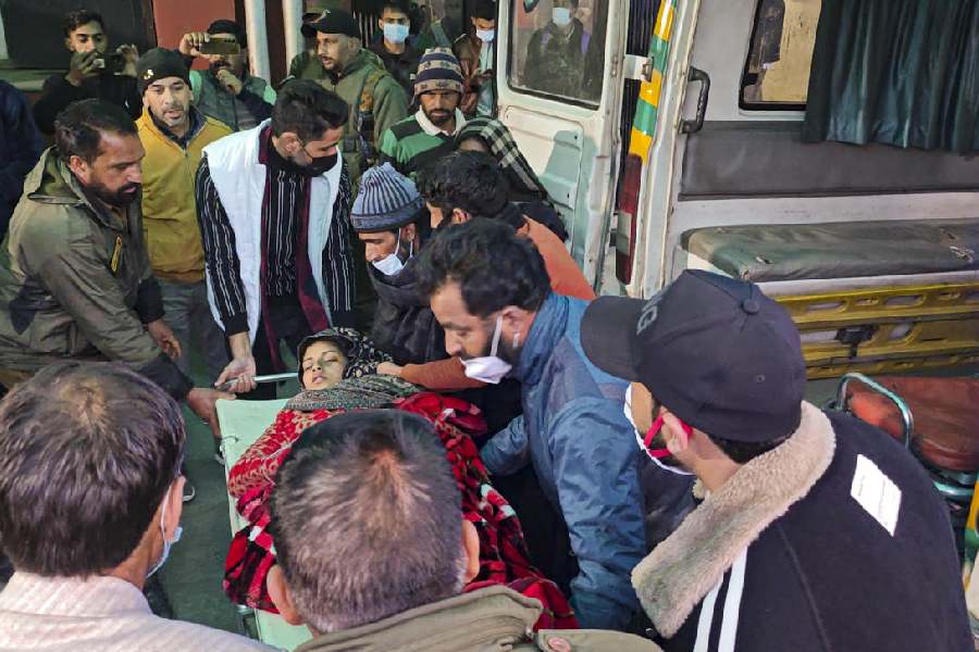 mysterious illness in J&K, राजौरी में रहस्यमय बीमारी से 17 की मौत, 200 लोगों को क्वारेंटाइन किया