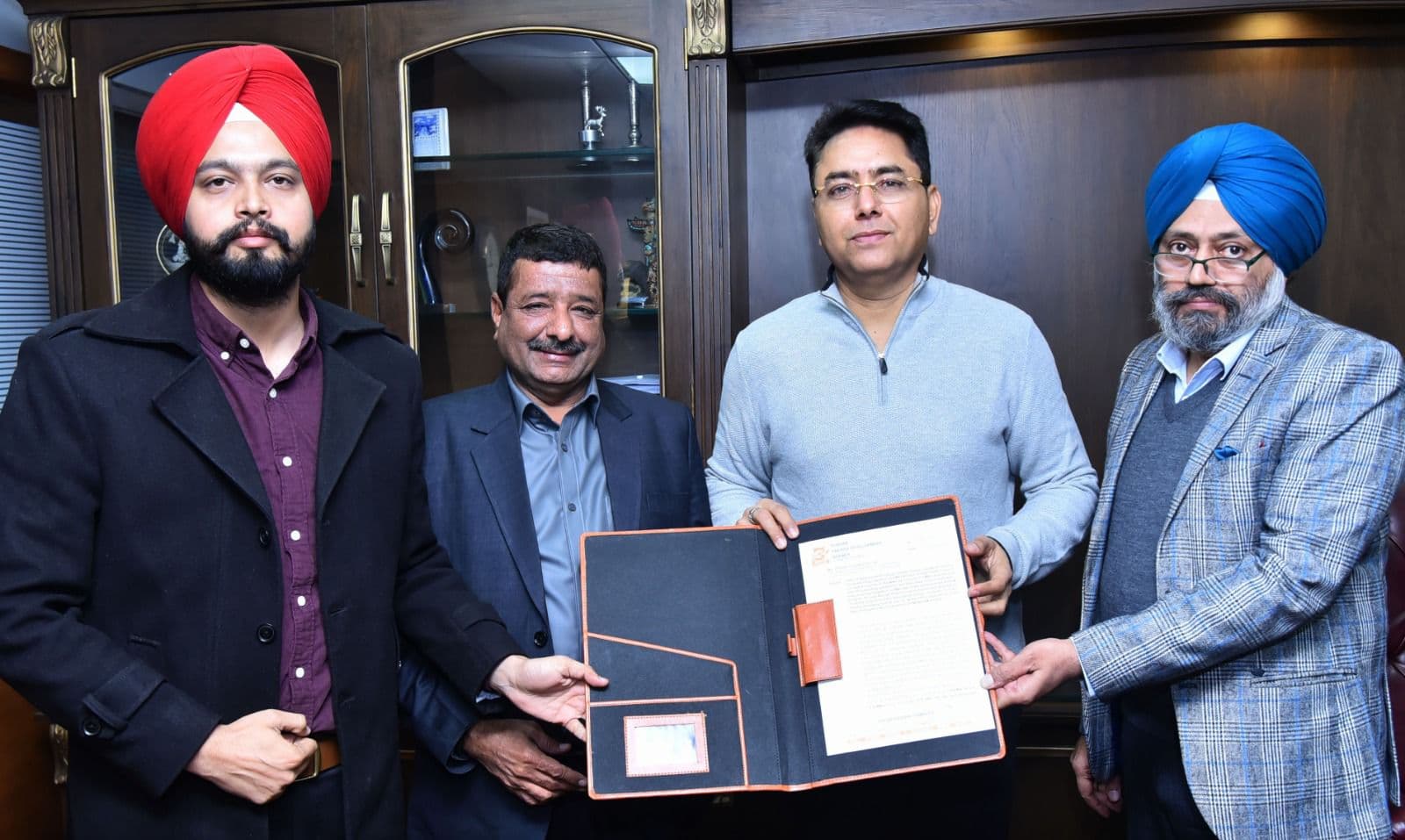 PUNJAB GOES GREEN- 66 सोलर पावर प्लांट स्थापित किए जाएंगे : अमन अरोड़ा