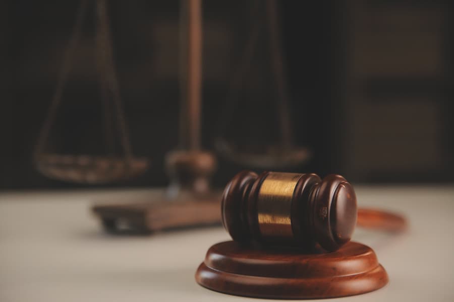 Suicide के लिए उकसाने का स्पष्ट सबूत होना चाहिए: सुप्रीम कोर्ट