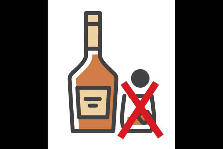 Old Monk बाहर, Saffron monk अंदर: CISF बार में गुस्सा