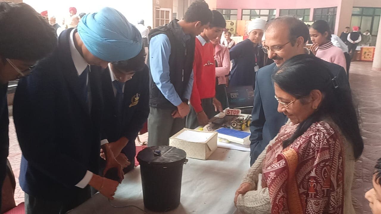 Science City विज्ञान मेले में 400 से अधिक विद्यार्थियों ने लिया भाग