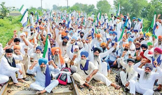 Rail Roko Movement : फिरोजपुर रेल डिवीजन में 17 रेल सेवाएं बाधित