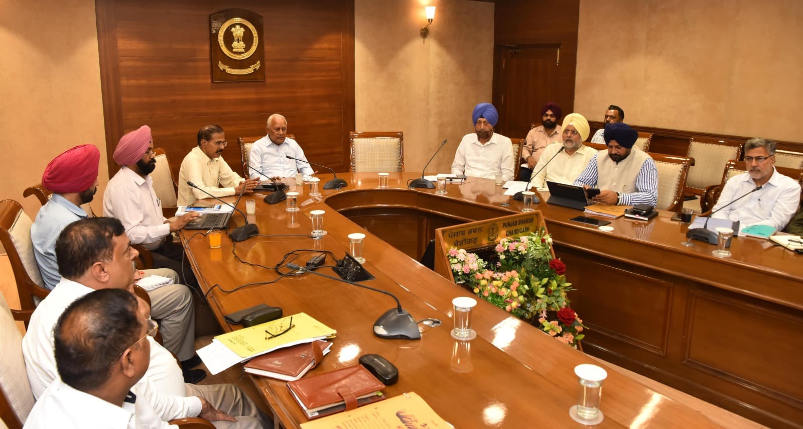 Goyal : CM का सपना, हर खेत तक पानी पहुंचाना