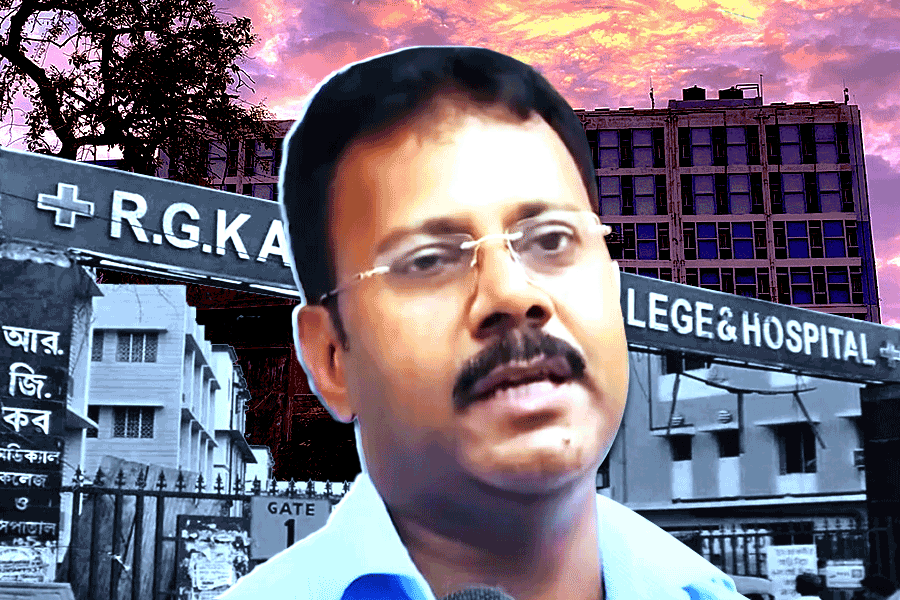 RG Kar RAPE & MURDER : पूर्व प्रिंसिपल संदीप घोष डॉक्टर नहीं रहे, मेडिकल काउंसिल ने नाम काटा