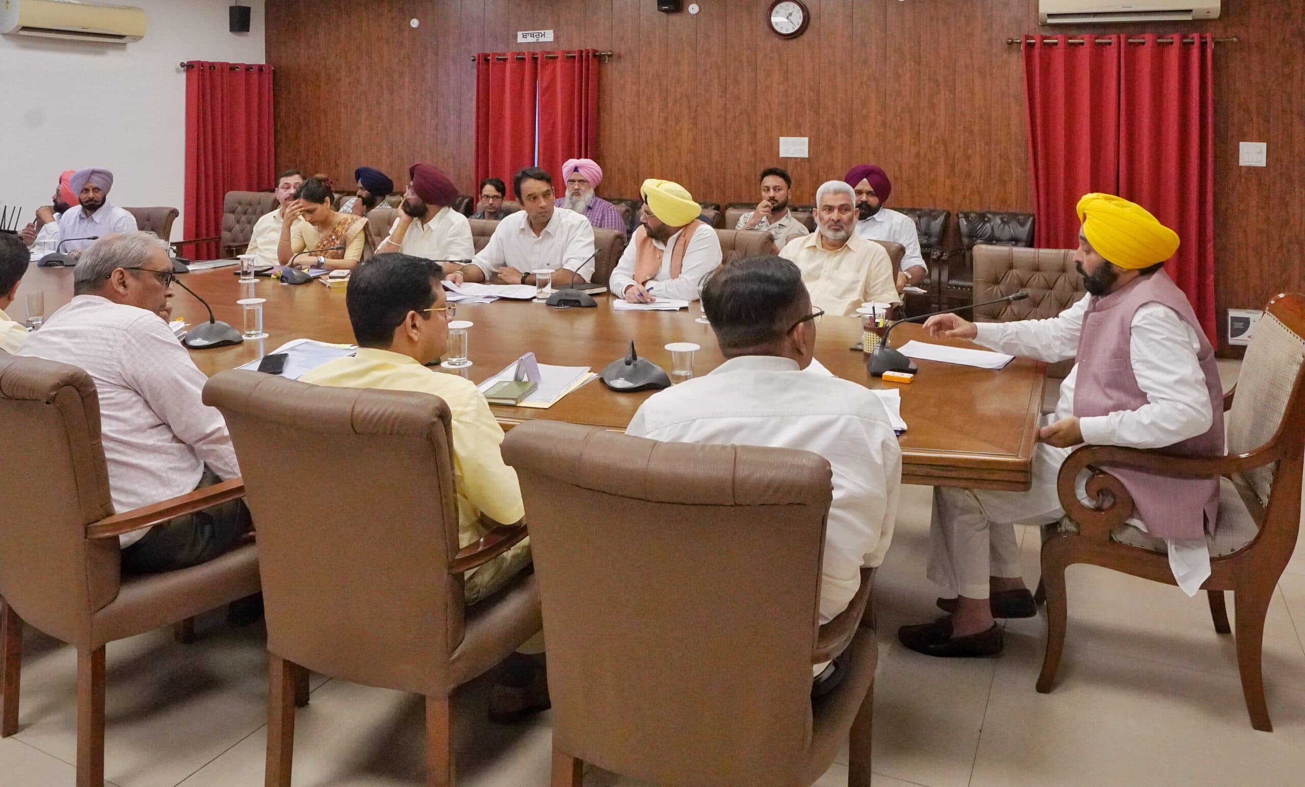 MOHALI AIRPORT पर शहीद-ए-आज़म की 30 FEET ऊंची प्रतिमा लगेगी