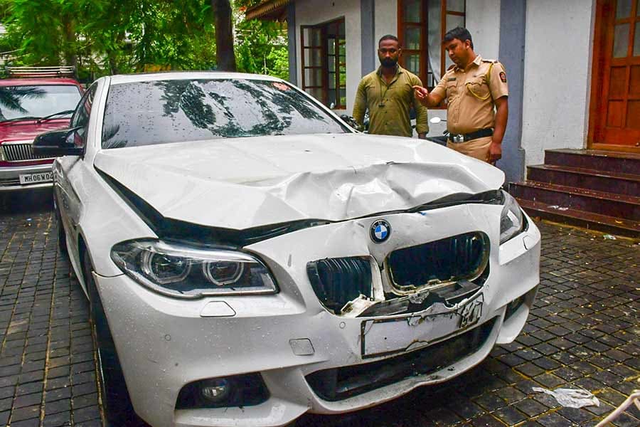 BMW CAR ACCIDENT : महिला की जान लेने वाली कार चालक के खिलाफ लुक आउट नोटिस