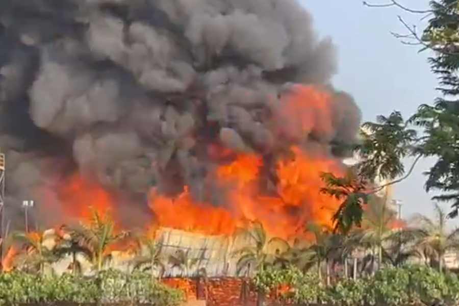 Gaming Zone Fire : 9 बच्चों सहित 27 लोगों की मौत