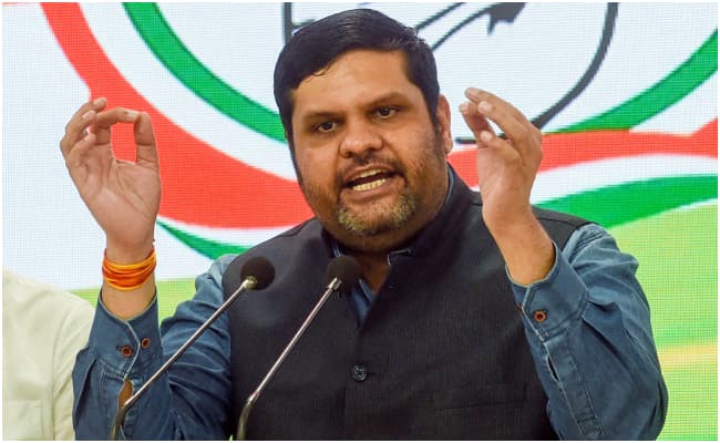 LOKSABHA ELECTION 2024: कांग्रेस प्रवक्ता वल्लभ ने पार्टी छोड़ी