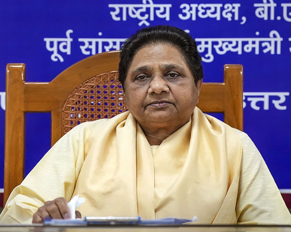 BSP releases list of 12 candidates : सुरेश सिंह, BJP MP हेमा मालिनी के खिलाफ मथुरा से चुनावी मैदान में