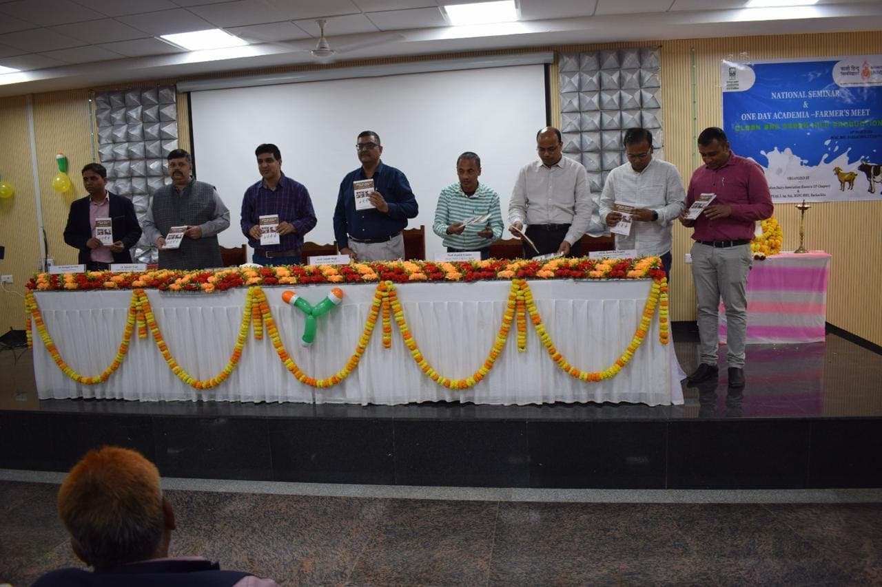 पर्यावरण अनुकूल तरीकों से दुग्ध उत्पादन बढ़ाने पर मंथन