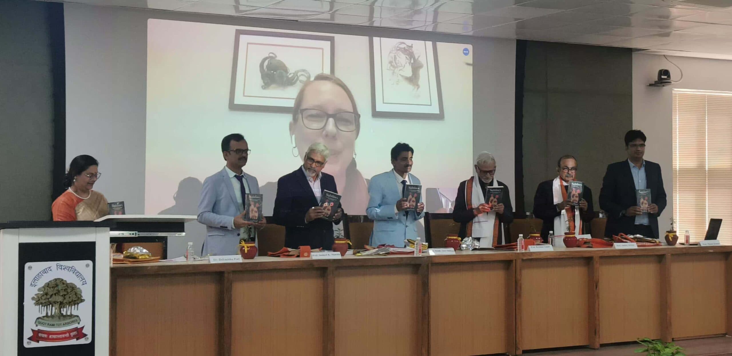 ‘टैगोर जैसे शुरुआती भारतीय कवियों ने भारतीय अंग्रेजी कविता के लिए जमीन तैयार की’