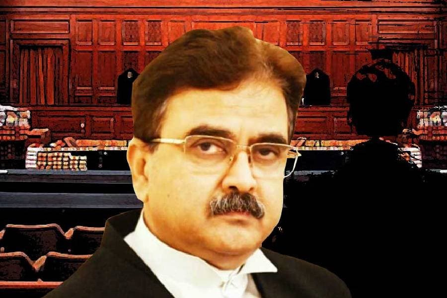 कलकत्ता हाई कोर्ट के जस्टिस गंगोपाध्याय देंगे इस्तीफा, राजनीति में आ सकते हैं