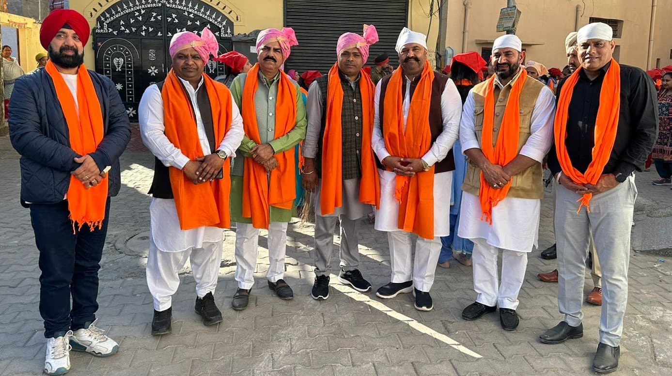 AAP MP Sushil Rinku in Cantt Shobha Yatra