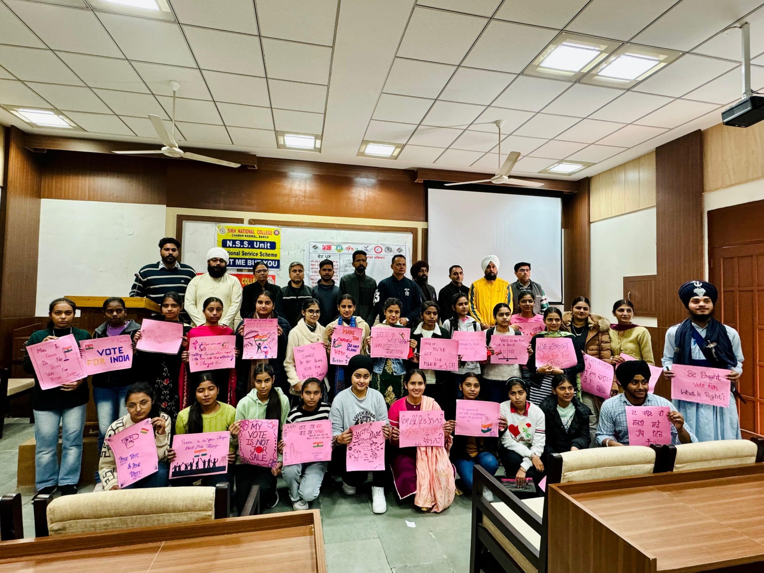 बाबा जीवन सिंह जी क्लब ने एस.एन. महाविद्यालय में मतदाता जागरुकता अभियान चलाया