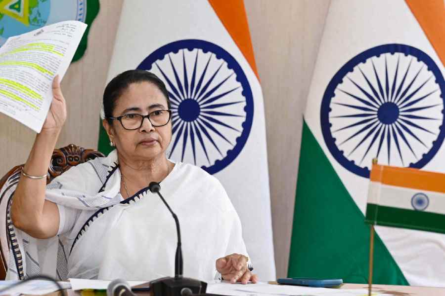 जान दे देंगे पर NRC नहीं लागू होने देंगे-ममता