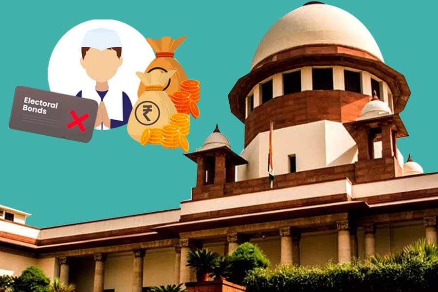 चुनावी चंदे पर रोक, 13 मार्च तक SBI बताए किस पार्टी को किसने, कितना चंदा दिया