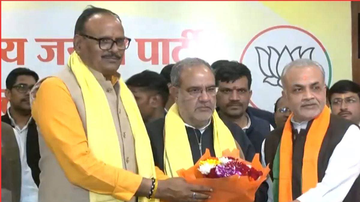 पूर्व प्रधानमंत्री लाल बहादुर शास्त्री के पोते का कांग्रेस से इस्तीफ़ा