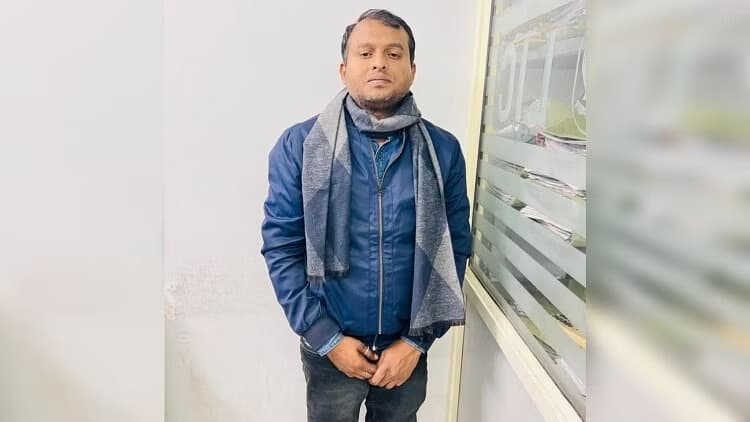 महिला कैंडिडेट्स से नौकरी के बदले सेक्स की मांग वाले कृषि अधिकारी की सेवाएं समाप्त