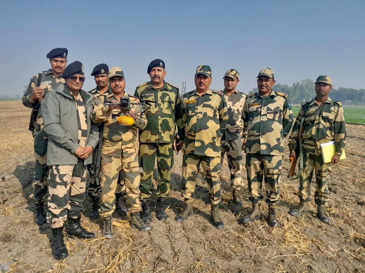 तरनतारन में ड्रोन और दो विदेशी पिस्टल बरामद