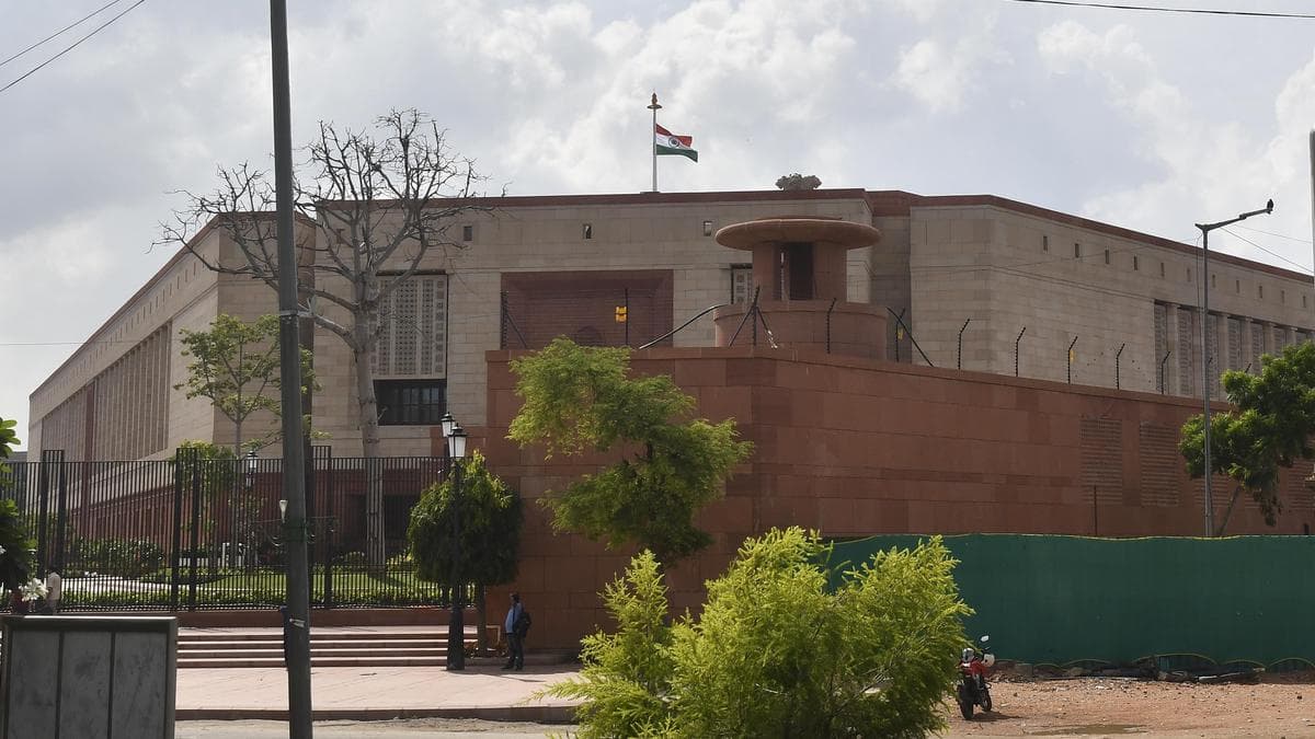 शीतकालीन सत्र से पहले सरकार ने 2 दिसंबर को सर्वदलीय बैठक बुलाई, मोइत्रा समेत कई मुद्दों पर विचार संभव