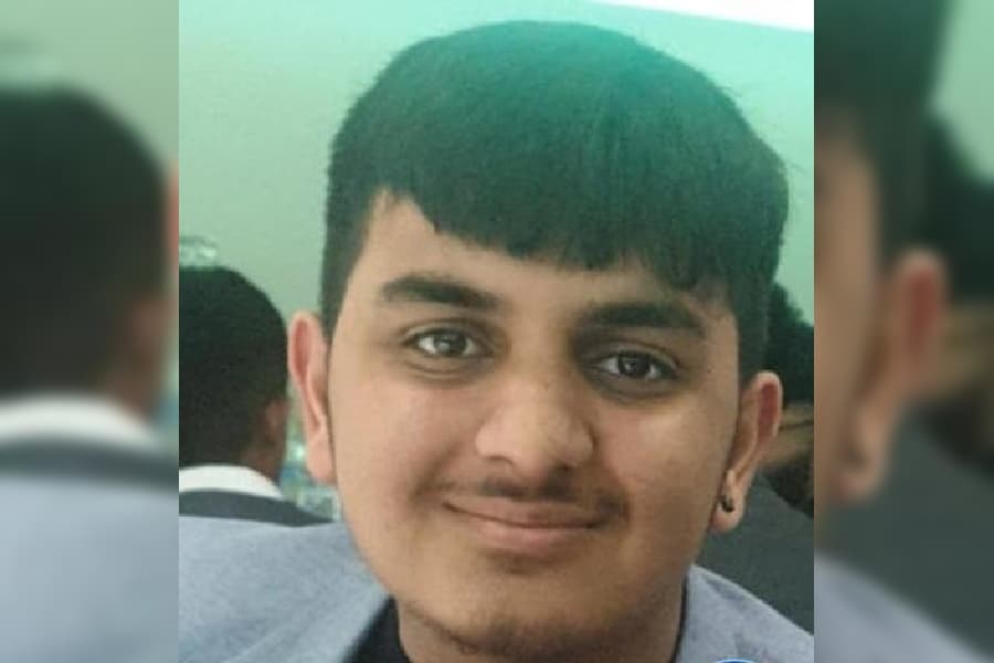 Indian stabbing victim: UK में बिना पहचान पत्र नहीं खरीद पाएंगे चाकू