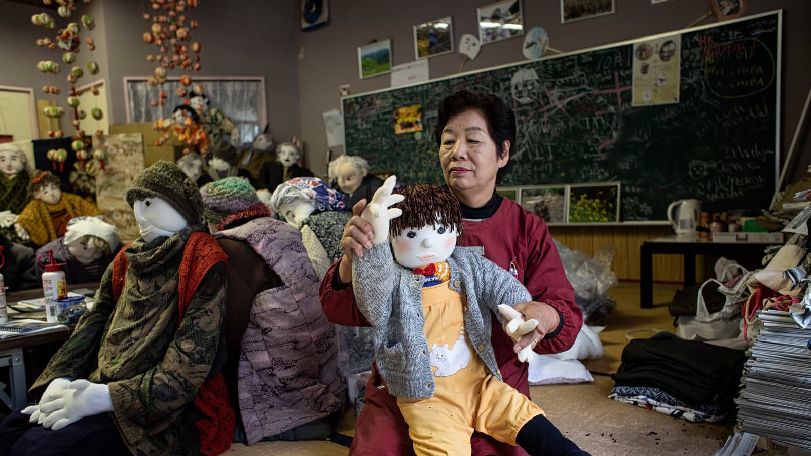 Japanese Dolls : इस गांव में गुड़ियों की संख्या लोगों से ज़्यादा, जानिए क्यों